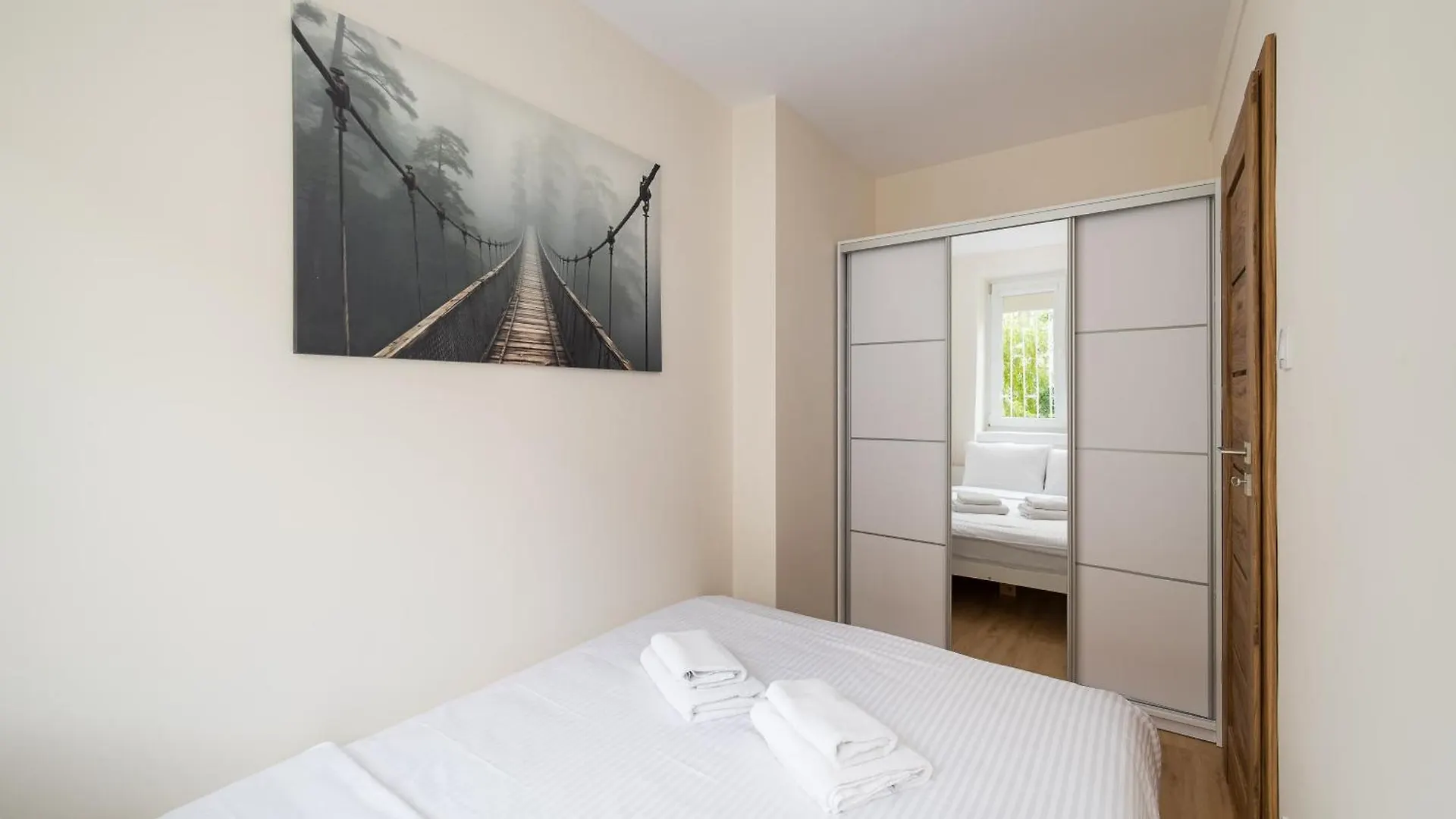 Praga Stanislawowska Snug Apartment By Bookinghost Warschau